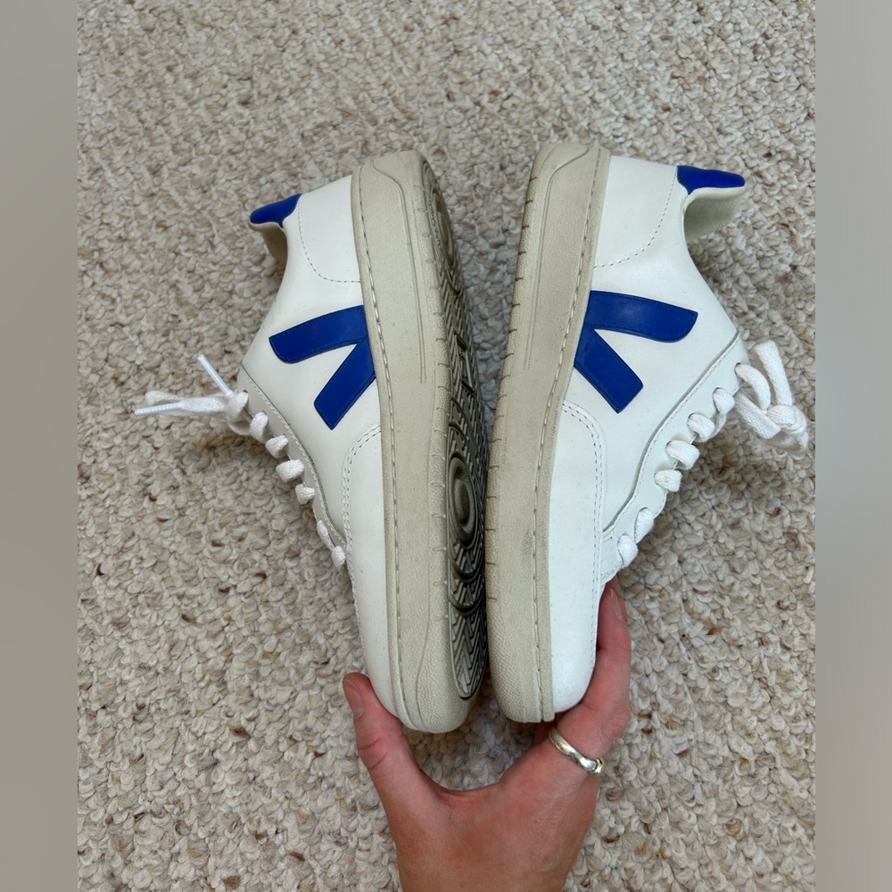 Veja V-12 LEATHER WHITE PAROS - Picture 4 of 9